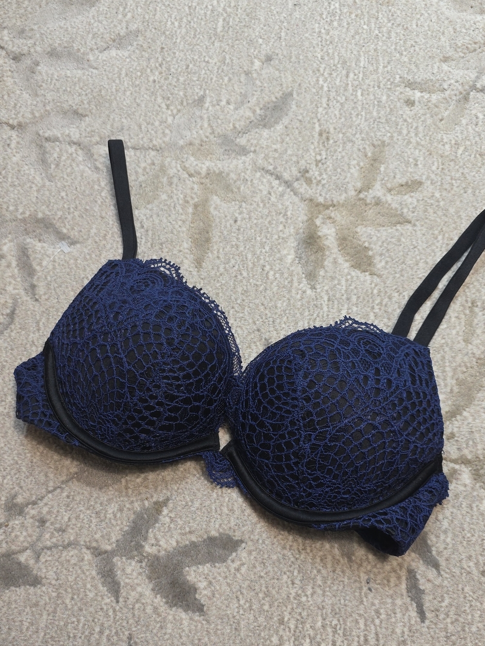 VS Bombshell Plunge Push Up Bra